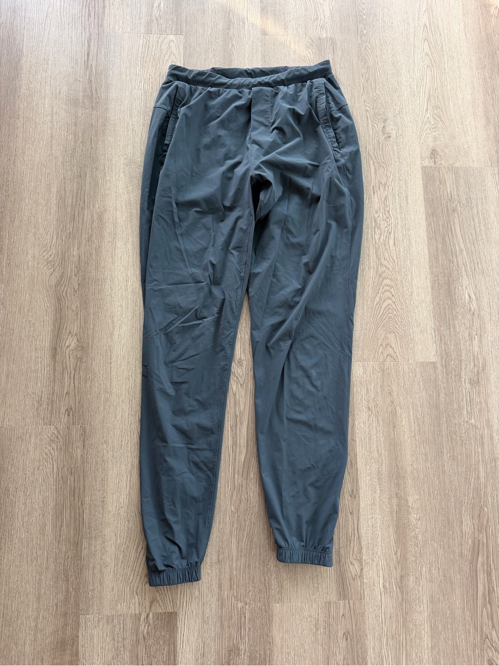 Men’s Lululemon Surge Jogger Grey Size Medium Tall